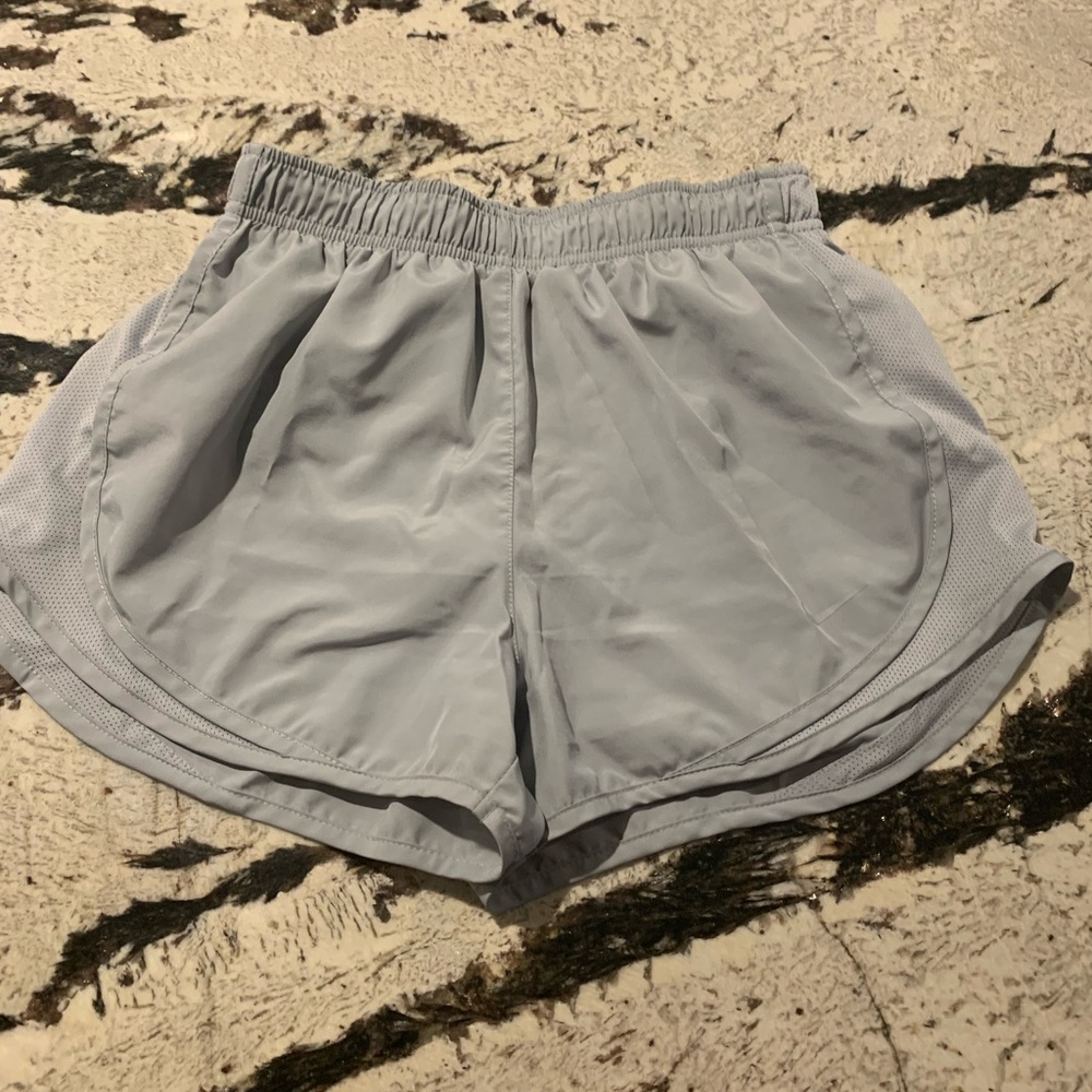 gray nike shorts